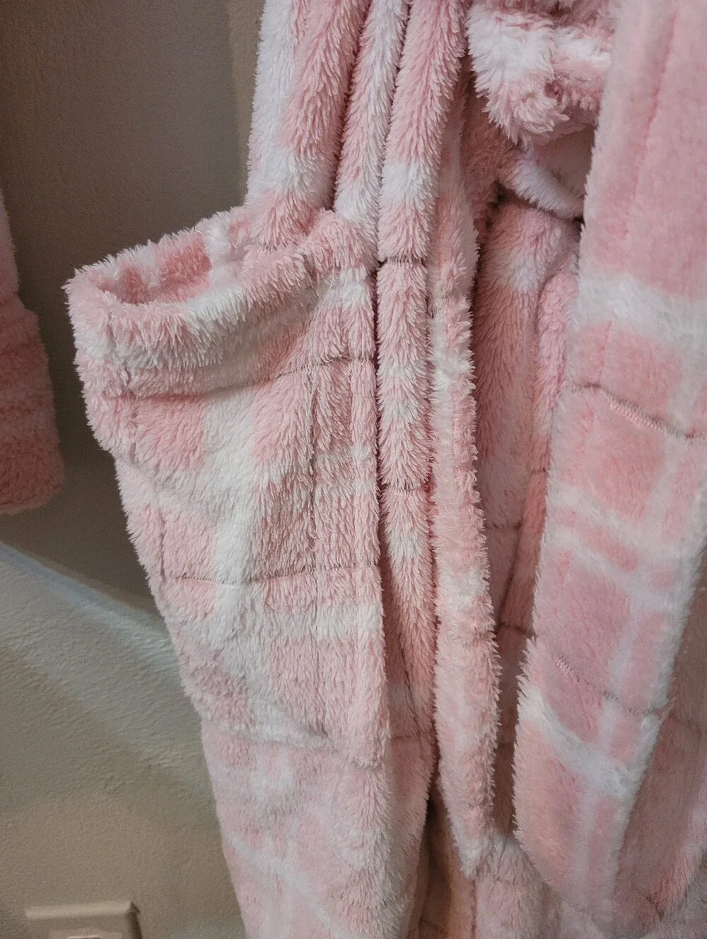 Plush Cozy Pink Plus Size Women's Robe Size 1X!